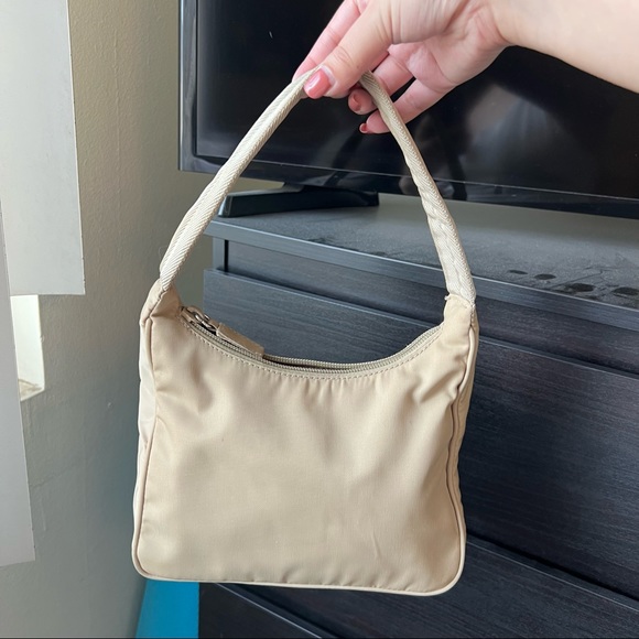 Prada nylon tessuto bag vintage beige 🌟🤎 - Picture 3 of 13